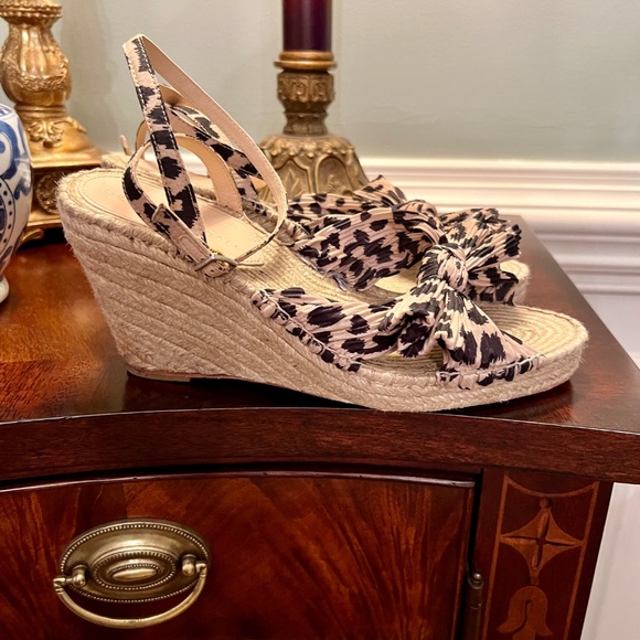 EUC Loeffler Randall Charley Leopard Knotted Bow Wedge Espadrille Sandals 8.5 B - Picture 4 of 7